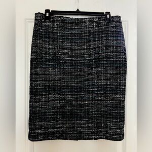 Skirt, Just Below the Knee, Black, Turquoise, & White wool print. Size: Women 8.
